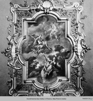 Venus schwebt über Amor und Psyche