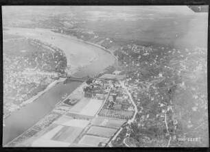 Dresden-Blasewitz, Luftaufnahme : Dresden-Blasewitz. Elbe mit Loschwitzer Brücke ("Blaues Wunder") und Loschwitz. Luftbild-Schrägaufnahme von Osten