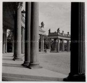 Potsdam, Schloss Sanssouci, Kolonnaden, Parkseite