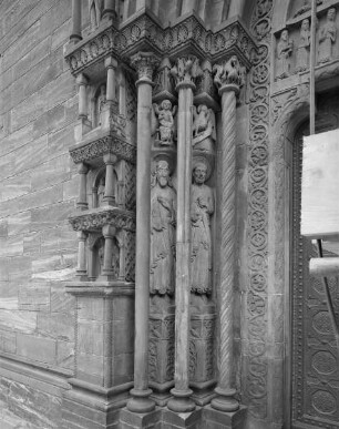 Nordportal — Gewändefigur