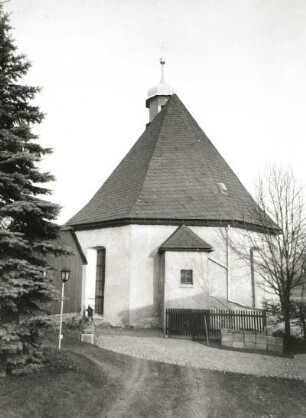 Deutschneudorf. Dorfkirche (1734/1736). Ansicht von Westen