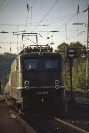 Gäubahn Stuttgart-West Lok 150 145 Eilzug S-DS Bnb-Wagen