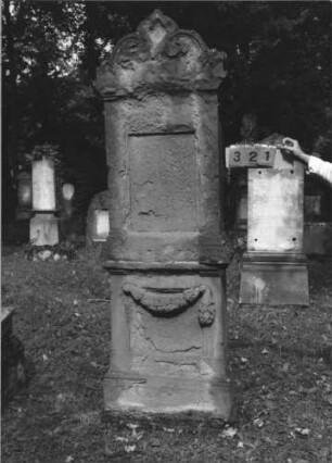 Grabstein 321
