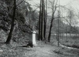 Seifersdorfer Tal, Denkmal für Graf Moritz und Gräfin Christina von Brühl