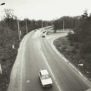 Autobahnanschlußstelle Dresden-Nord. Blick nach Süden auf Radeburger Straße mit Zubringer zur Richtungsfahrbahn nach Berlin : Dresden-Heller. Autobahnanschlußstelle Dresden-Nord. Blick nach Süden auf Radeburger Straße mit Zubringer zur Richtungsfahrbahn nach Berlin