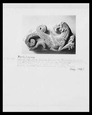 Relief mit liegendem Drachen, aus der Kirche Sainte-Geneviève in Paris