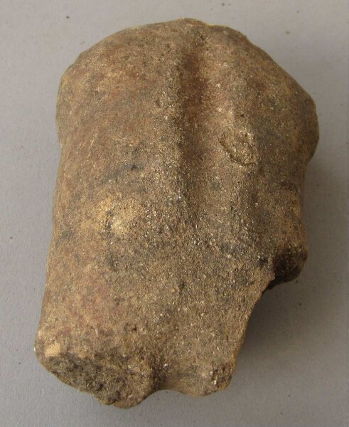 Figurine en argile (fragment)