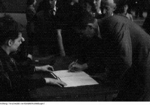 Dresden, Neustadt, Kurt-Fischer Platz (Olbrichtplatz), Nordhalle, Kreisdelegierten-Konferenz der Sozialistischen Einheitspartei Deutschlands (SED) mit Otto Buchwitz, Klara Noack, 19. - 20. November 1949 & Dresden, Deutsches Hygiene-Museum, Trauerfeier für den Ministerpräsidenten Dr. Rudolf Friedrichs, 19. Juni 1947