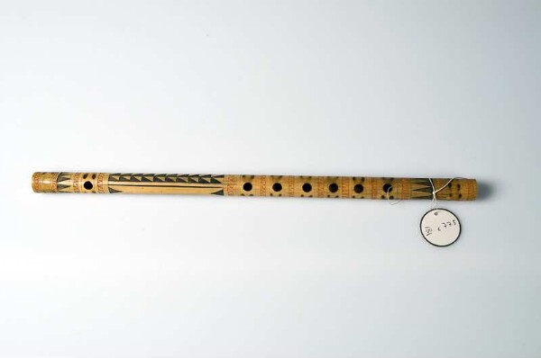 open transverse flute with finger holes