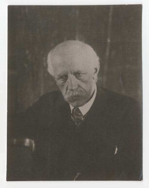 Fridtjof Nansen (2. Generalversammlung der "Aeroarctic" in Leningrad)