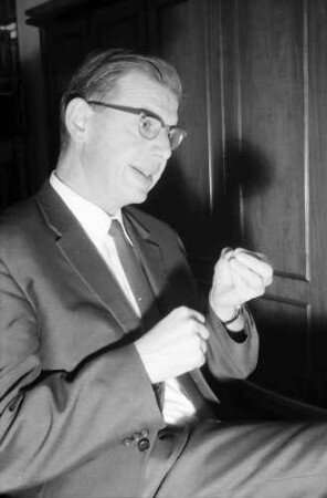 Freiburg: Nervenklinik, Prof. Dr. med. Deckwitz, Dekan der Medizinischen Fakultät