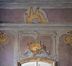 Supraporte mit Rocaillornament und Blumengirlanden