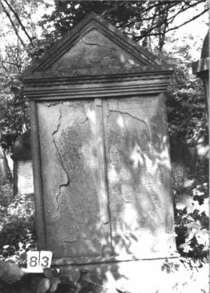 Grabstein 83