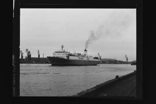 Argo (1976), Frachtschiff (RoRo), Argo Reederei Richard Adler & Söhne, Bremen, Bau-Nr. 1391
