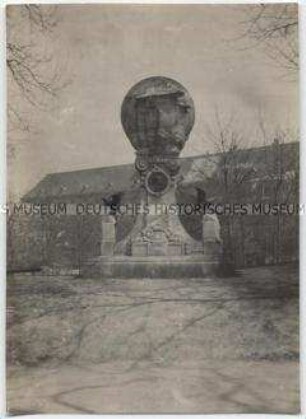 Monument in der Parkanlage von Cambrai