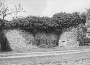 Wehrfriedhof (Wehrfriedhof); Eiterfeld, Kirchgasse, Kirchgasse 8, Kirchgasse 5