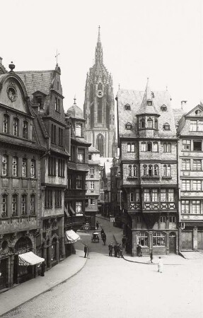 Frankfurt am Main, Römerberg : Frankfurt am Main. Römerberg. Blick über den Alten Markt nach Osten gegen den Domturm
