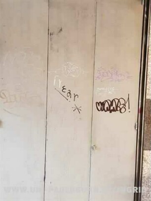 frEar*