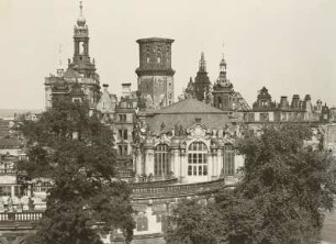 Dresden, Innenstadt, Blick auf Zwinger, Katholische Hofkirche und Residenzschloss : Im Vordergrund Glockenspielpavillon des Zwingers
