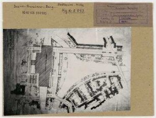 Grünmagistrale Spree: Projekt Zentralbahnhof. Berlin, Mitte, Platz der Republik/Kronprinzenufer/Moltkestraße (seit 1998 Willy-Brandt-Straße)/Fürst-Bismark-Straße (Otto-von_Bismarck-Allee)/Alsenstraße/Roonstraße (seit 1998 Konrad-Adenauer-Straße)/Friedrich-List-Ufer/Kapelle-Ufer (vor 1951 Friedrich-Karl-Ufer)/Alexanderufer/Washington-Platz
