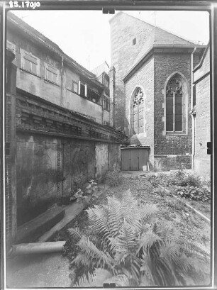 Erfurt-Altstadt. Kirchhof der Allerheiligenkirche