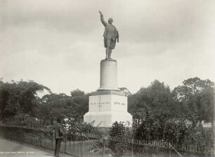 "Statue Captain Cook, Hyde Park, Sydney"
