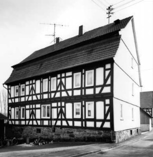 Fachwerkwohnhaus; Alsfeld, Gartenweg 8