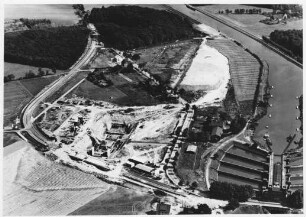 Neues Hebewerk Henrichenburg, alte Schachtschleusenanlage