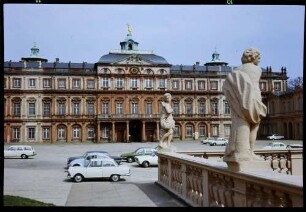 Rastatt: Schloss, Mittelteil