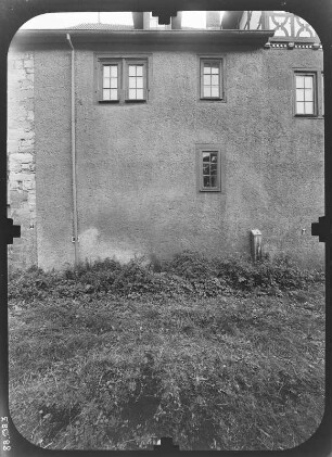 Wasungen, Untertor 1. Damenstift (Stadtmuseum, Umbau 1596; B. von Marschalck von Ostheim). Hofansicht