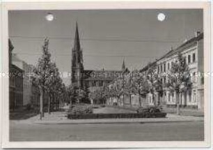Krefeld, Kirche St. Marien und Westwall