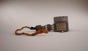 Seitenansicht (links) Beschleunigungsmesser Honeywell