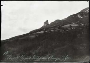 Vallée des Bauges. Blick auf die Tours Saint Jacques