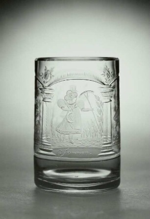 Becher : Becher. Farbloses Glas mit Matt- und Klarschnitt; Höhe 115 mm. Böhmen, um 1500. Dresden: Kunstgewerbemuseum 42274