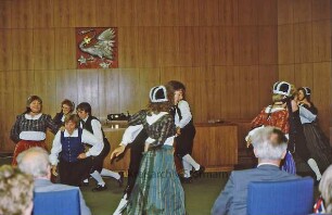 Schleswig-Holstein-Tag: Stormarnhaus: Trachtentanzgruppe