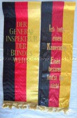 Kranzschleife zum Volkstrauertag 2013