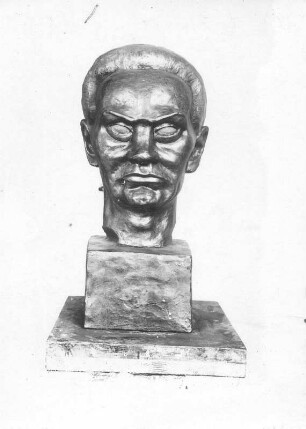 Männlicher Porträtkopf : Männlicher Porträtkopf. Bronze (wohl nach 1945; E. Richter)
