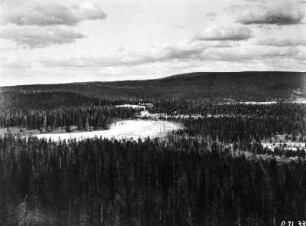 Der Yellowstone-Nationalpark : Blick über einen Teil des Yellowstone-Nationalparks.