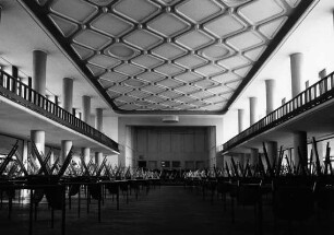 Otto-Berndt-Halle, Innenraum; Darmstadt, Alexanderstraße 4
