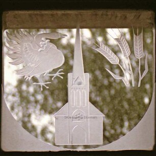 Kreistagssitzungssaal: Fensterfront: Wappen der Gemeinde Siek