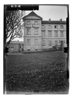Wedendorfersee-Wedendorf. Ehem. Gutshaus (1697, Umbau 1805-1810; M. F. Rabe). Parkfront (Teilansicht)