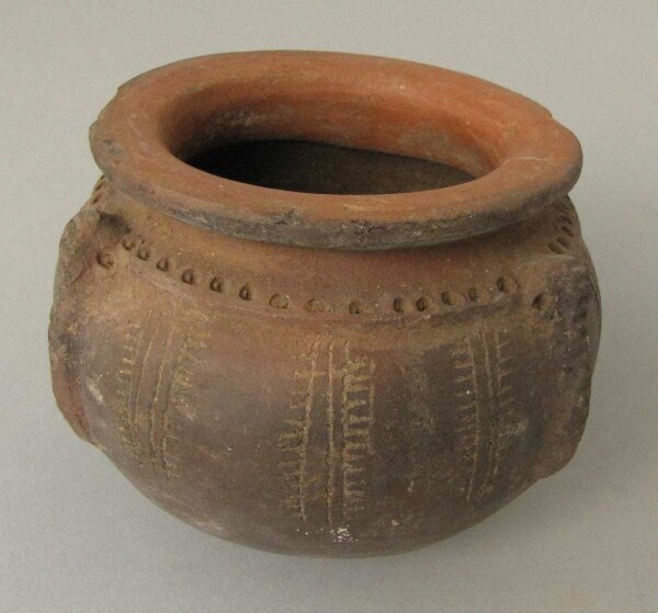 Clay vessel