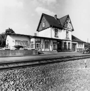 Bahnhof Rosbach v.d.H.; Rosbach vor der Höhe, Am Bahnhof 6
