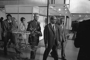 Erste Fachmesse "Optica 73" in der Nancyhalle Karlsruhe