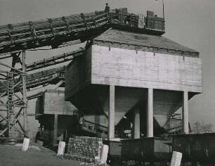 Trümmerbeseitigung (aus der Serie "Hamburg als Industrieplatz")