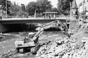 Freiburg: Abbrucharbeiten an der alten Schwabentorbrücke