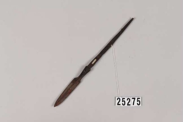 Tip of a bear lance with sheath