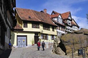 Quedlinburg - Neuendorf : Die Gasse Neuendorf in Quedlinburg, aufgenommen am 3. Mai 2014. Foto Uwe Gerig