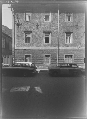 Meißen-Altstadt, Schloßberg 9. Wohnhaus (18. Jh.) Straßenfront (Teilansicht)