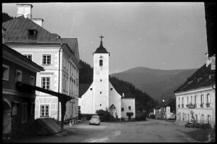 Turrach: Dorfstraße und Kirche